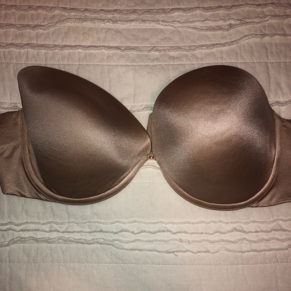 VS Strapless Nude Bra
